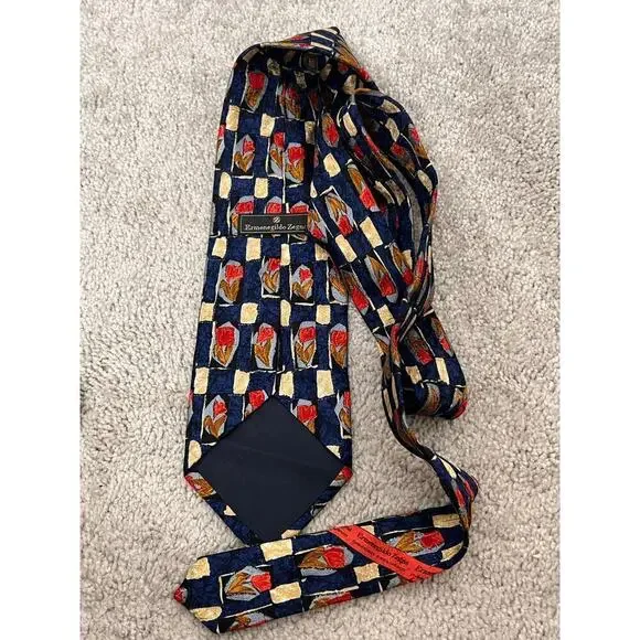 Ermeneguildo Zegna Vintage 100% Silk Abstract Floral Pattern Neck Tie - Picture 4 of 4